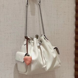(Category: ) located in . Submitted by premiumoutlets. (Listing ID 1443986008, Image 1). Description: .
