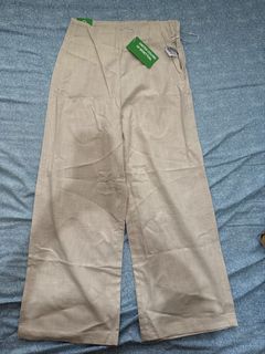 (Category: ) located in . Submitted by sofab.clothes (Listing ID 1444010177, Image 1). Description: .
