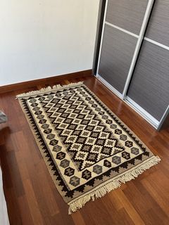 (Category: ) located in . Submitted by uta.carpet (Listing ID 1443921368, Image 1). Description: .