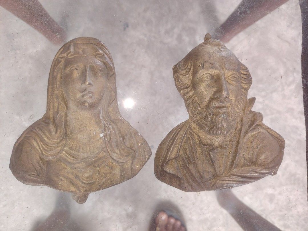 Vintage brass religious item (Category: Religious Items) located in Caloocan City. Submitted by zenmountain-d8b1c0 (Listing ID 1444024843, Image 1). Description: .