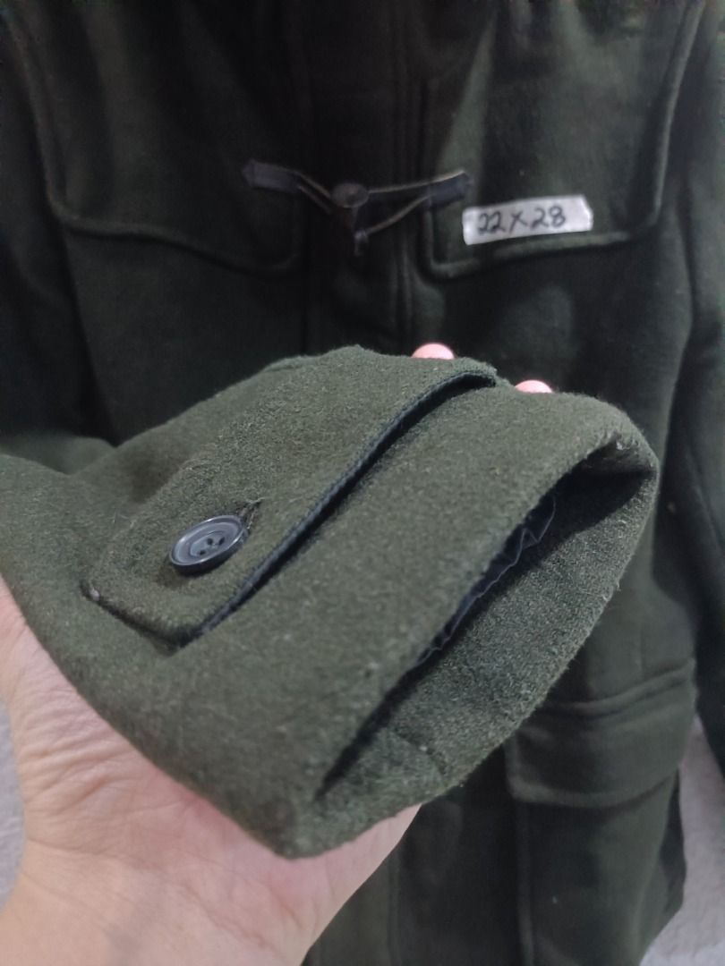 (PRICE DROP) - VINTAGE RAGE BLUE PREMIUM WOOL HOODED JACKET (Category: Coats, Jackets and Outerwear) located in Calamba. Submitted by rootsph (Listing ID 1444106317, Image 2). Description: Details: Medium on tag but can fit Large. Fabric is premium quality wool. Locks have leather and polished horn. Dimes: 22W x 28L Color: Moss Green / Army Green Condition: Very good, small paint-like stain (see photo), complete tags Please manage your expectatio
