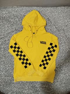 (Category: ) located in . Submitted by goods_thrift (Listing ID 1443947775, Image 1). Description: .