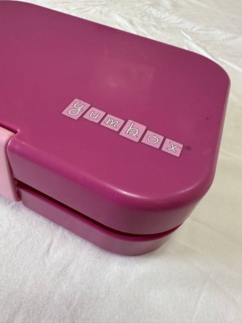 Yumbox Bento Lunch box Plus 1 tray insert (Category: Food Organization & Storage) located in Quezon City. Submitted by tan__k (Listing ID 1443940674, Image 3). Description: Very good to Good condition Includes exterior box and 2 tray inserts .
