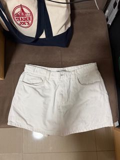 (Category: ) located in . Submitted by bea.g (Listing ID 1443919754, Image 1). Description: .