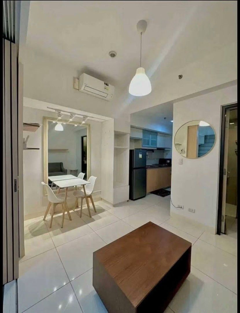 1 BEDROOM ONE UPTOWN RESIDENCES PHP 35,000/MO. (Category: Apartments & Condos) located in Taguig. Submitted by richc10 (Listing ID 1444202214, Image 1). Description: 📢𝗙𝗢𝗥 𝗥𝗘𝗡𝗧 🏢𝗢𝗡𝗘 𝗨𝗣𝗧𝗢𝗪𝗡 𝗥𝗘𝗦𝗜𝗗𝗘𝗡𝗖𝗘𝗦, 𝗕𝗚𝗖 ✅ 11th floor ✅ 1 Bedroom unit ✅ 1 T&B ✅ 33.50 sqm 𝗥𝗲𝗻𝘁𝗮𝗹 𝗥𝗮𝘁𝗲 : ₱35,000/𝗺𝗼𝗻𝘁𝗵 📍 Inclusive of association dues 📍 2+2,pdcs 📍 1 Year lease ⚠️𝗗𝗜𝗥𝗘𝗖𝗧 𝗧𝗢 𝗢𝗪𝗡𝗘𝗥 𝐓𝐡𝐚𝐧𝐤 𝐲𝐨𝐮!🤗 #bgccondo