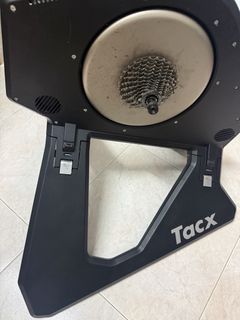 （分類：）位於 。 由 jackwai123 提交（商品編號 1444179767，圖片 1）。簡介： 。
