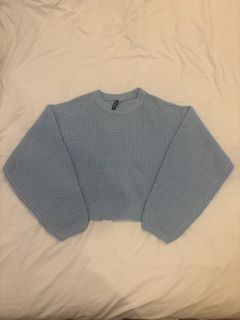 (Category: ) located in . Submitted by maries.closet__ (Listing ID 1444298447, Image 1). Description: .