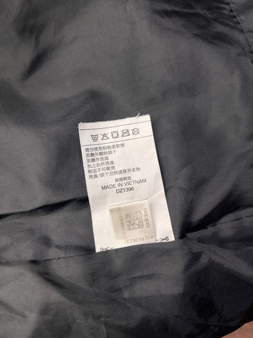 Adidas BSC 3-Stripes Insulated Winter Jacket (Category: Coats, Jackets and Outerwear) located in Manila. Submitted by randsclothingstore (Listing ID 1444163170, Image 3). Description: BRAND: Adidas Size (Inch) ‼️Medida Size‼️ : W 24 | L 30 Color Rate: 10/10 Condition: Like New Issue: None ‼️ Thrifted item — please manage your expectations, authenticity is not guaranteed (check photos for tags!) 🧼 Items have been stored or thrifted — we highly re