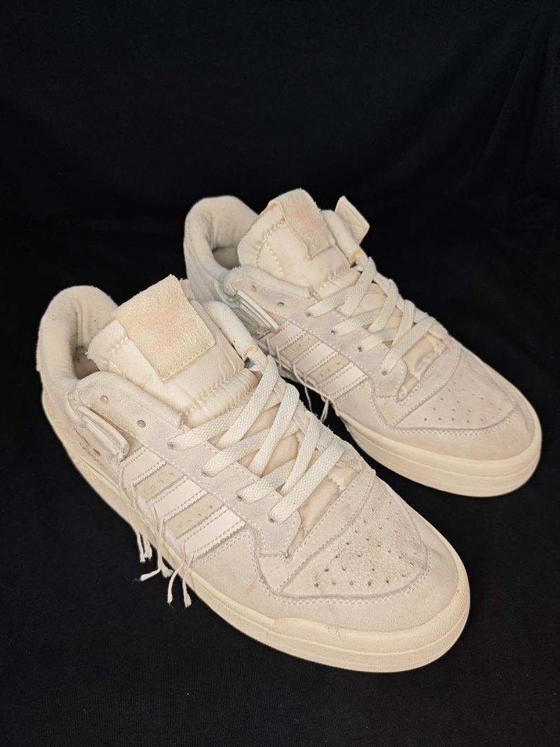 Adidas Forum 84 Low Off White (Category: Sneakers) located in Muntinlupa City. Submitted by junabe982 (Listing ID 1444290812, Image 3). Description: Adidas Forum 84 Low Off White Model: GW0299 Condition: Lightly Used Price: ₱ 800 Size: US 9 / UK 8 1/2 No Box Location: Muntinlupa City, Metro Manila Mode of Payment: GCash / Bank Transfer / Cash Shipping: J&T / Lalamove / Meet-up ✅ Clean pair ✅ No sole separation ✅ No heel drag ✅ Ready to wear 📩 DM