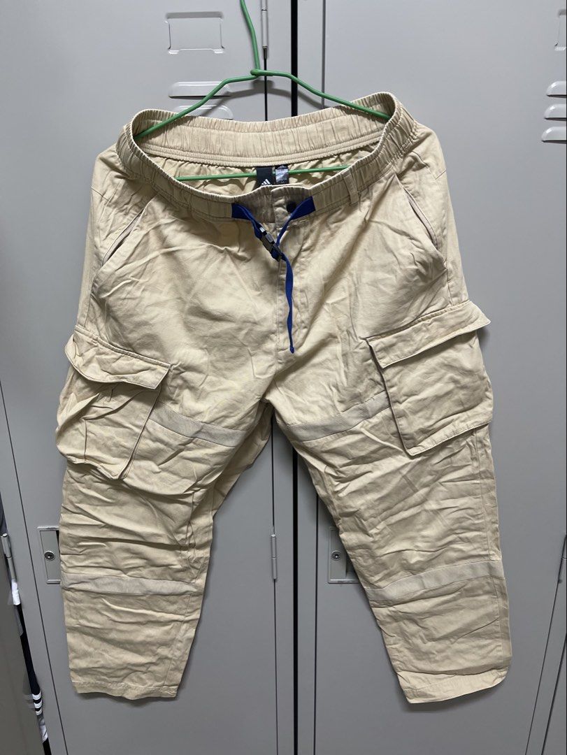 由 originalitems.com (刊登 ID 1444229784，圖片 3) 提交，位於 彰化縣 (Changhua) 的 Adidas original cargo pants (類別：其他長褲)，說明：。