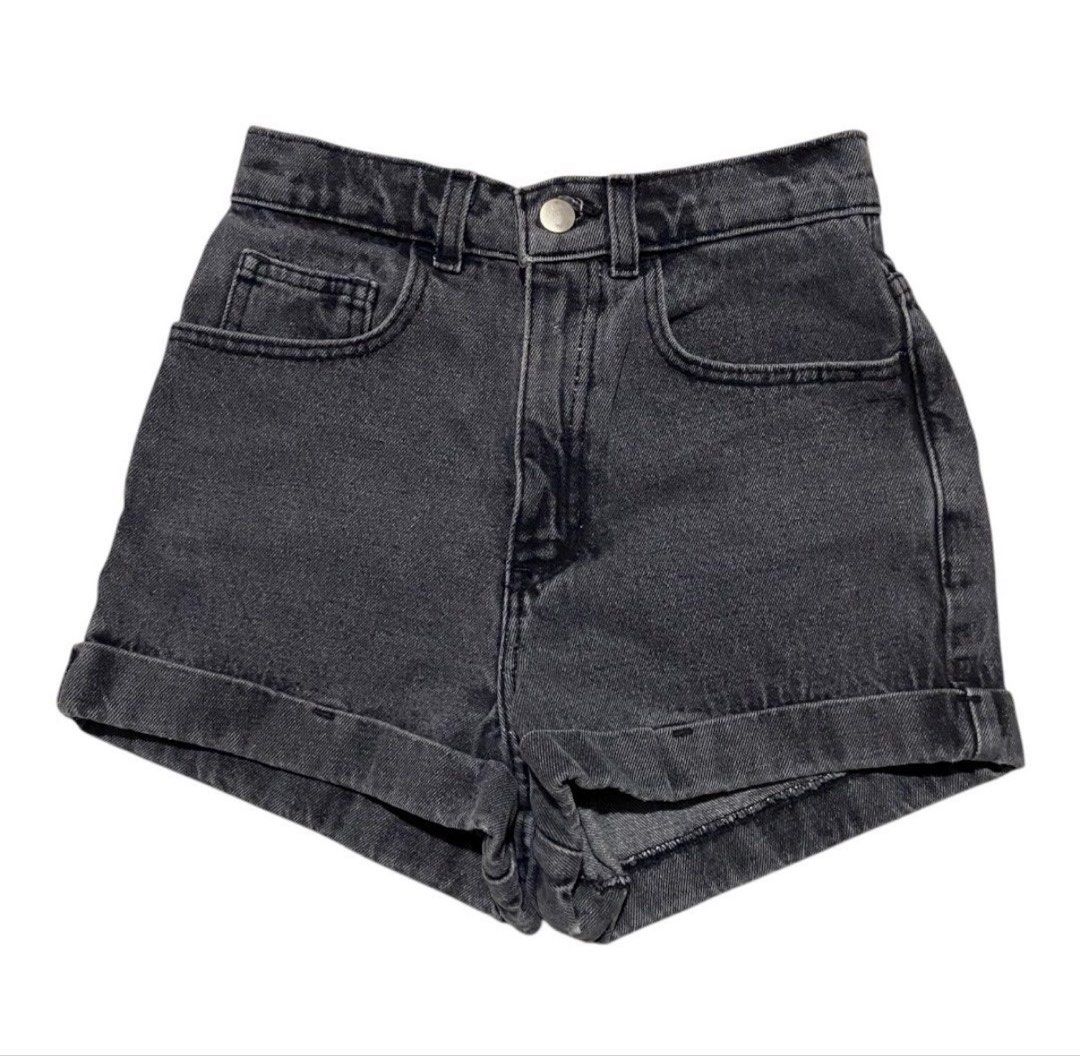 American Apparel black denim shorts (Category: Shorts) located in Quezon City. Submitted by declumazing (Listing ID 1444275209, Image 1). Description: -payment first -message me or @jaica.shop -no when worn pics.