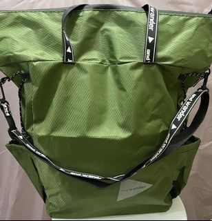 （分類：）位於 。 由 silver_shop_shopping 提交（商品編號 1444279184，圖片 1）。簡介： 。