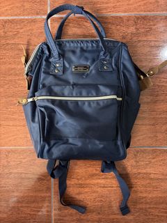 (Category: ) located in . Submitted by liniswardrobe (Listing ID 1444116104, Image 1). Description: .