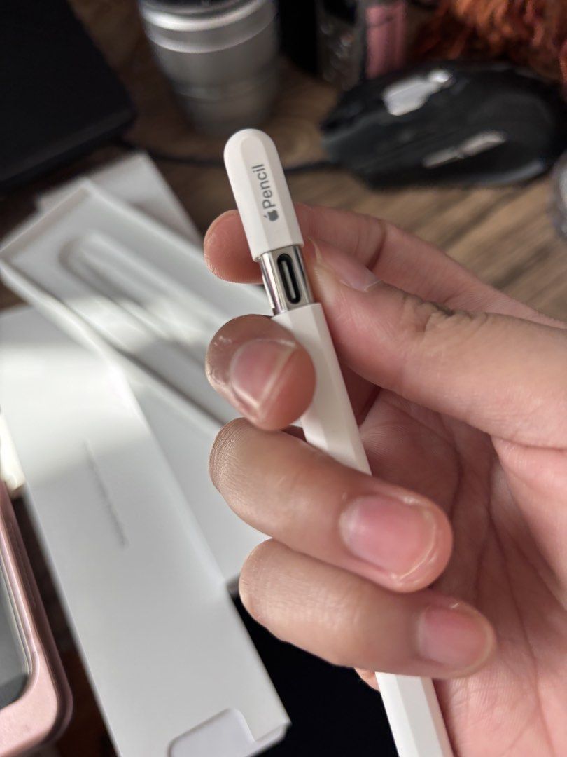 Apple Pencil USB-C483845724806195202
