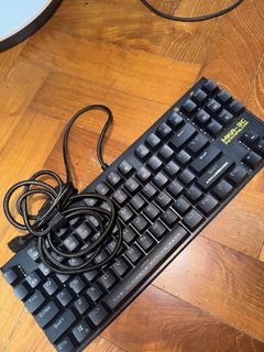 (Category: ) located in . Submitted by cabbagegreengreen (Listing ID 1444289042, Image 1). Description: .