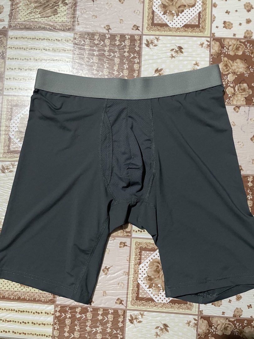 athletic workout cycling short (Category: Activewear) located in Caloocan City. Submitted by shop.jeo (Listing ID 1444173531, Image 3). Description: 📩 send dm if interested!.