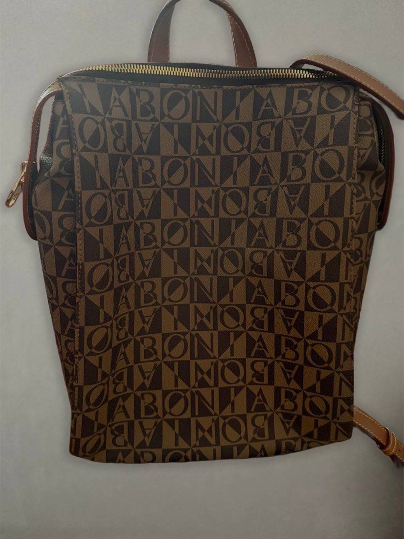 Authentic Monogram Backpack (Category: Backpacks) located in Singapore. Submitted by bagsarchive (Listing ID 1444265671, Image 1). Description: Brown Monogram Autentic W/ dustbag included Self collect at Yew tee, Jurong MRT STATION & Raffles. Or Arrange own delivery, we also can arrage lalamove. But depending on the location and prices..