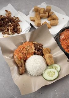 (Category: ) located in . Submitted by sitizunatashah.gem (Listing ID 1444297129, Image 1). Description: .