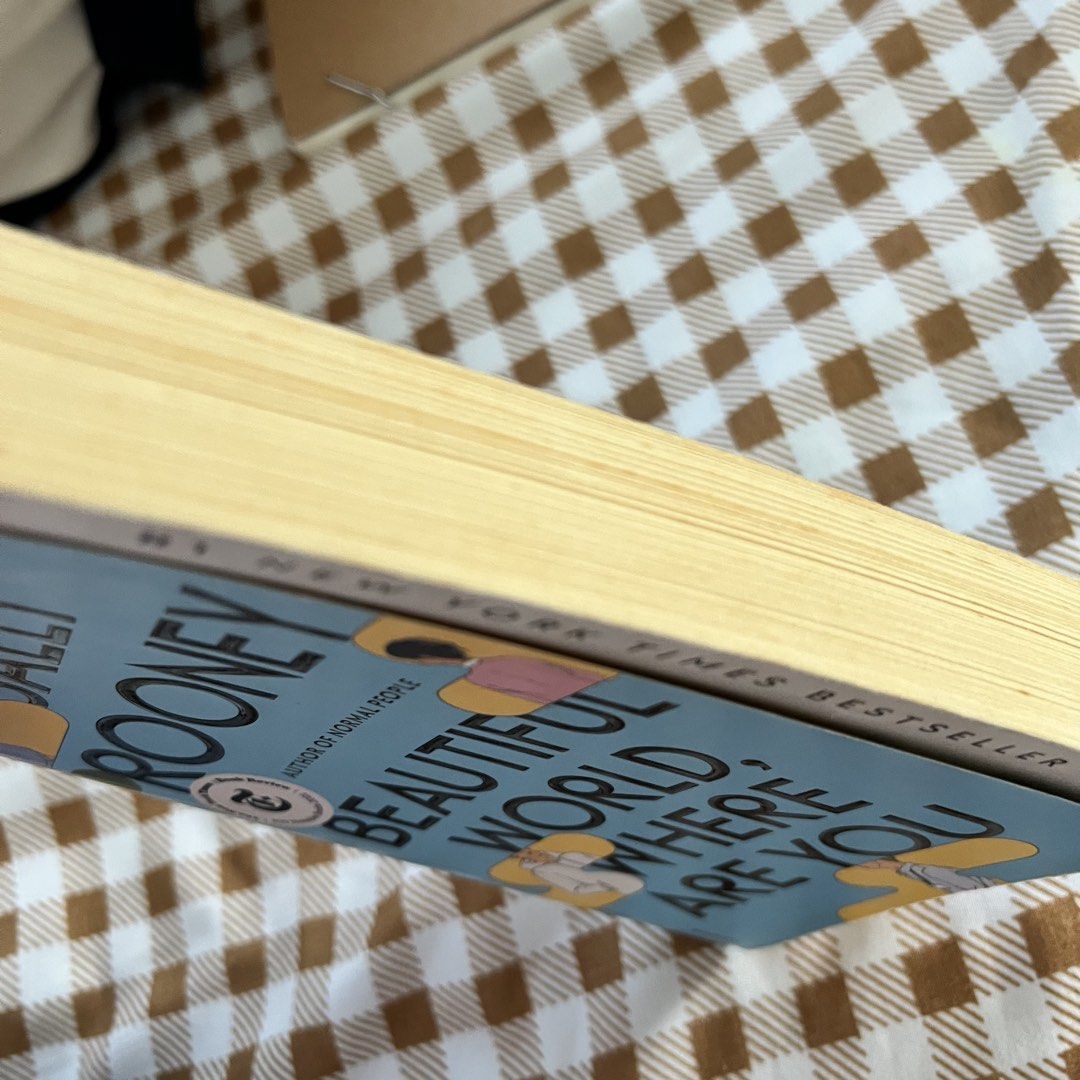Beautiful World, Where Are You (Category: Storybooks) located in Paranaque City. Submitted by mxryll (Listing ID 1444155965, Image 3). Description: very minimal tanning on edges, no annotations can give discount on total if getting 2 or more books.