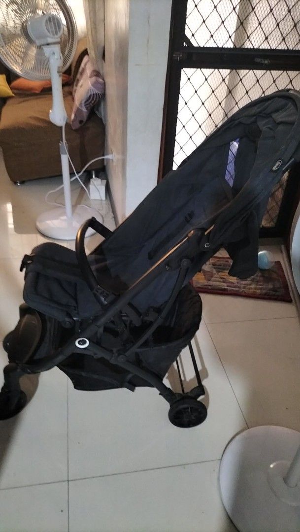 Black Baby Stroller (Category: Strollers) located in Las Pinas. Submitted by bitsandpages (Listing ID 1444299867, Image 2). Description: - Black baby stroller - Secure 5-point harness - Sun protection canopy - Convenient storage basket underneath - Easy fold for transport and storage - Ideal for travel and daily outings.