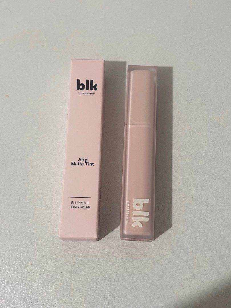 blk cosmetics airy matte tint in diva (Category: Makeup) located in Angeles City. Submitted by sh4ine (Listing ID 1444227800, Image 1). Description: - shade: dive - opened just to swatch.