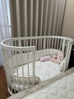 (Category: ) located in . Submitted by ms.closet (Listing ID 1444181171, Image 1). Description: .