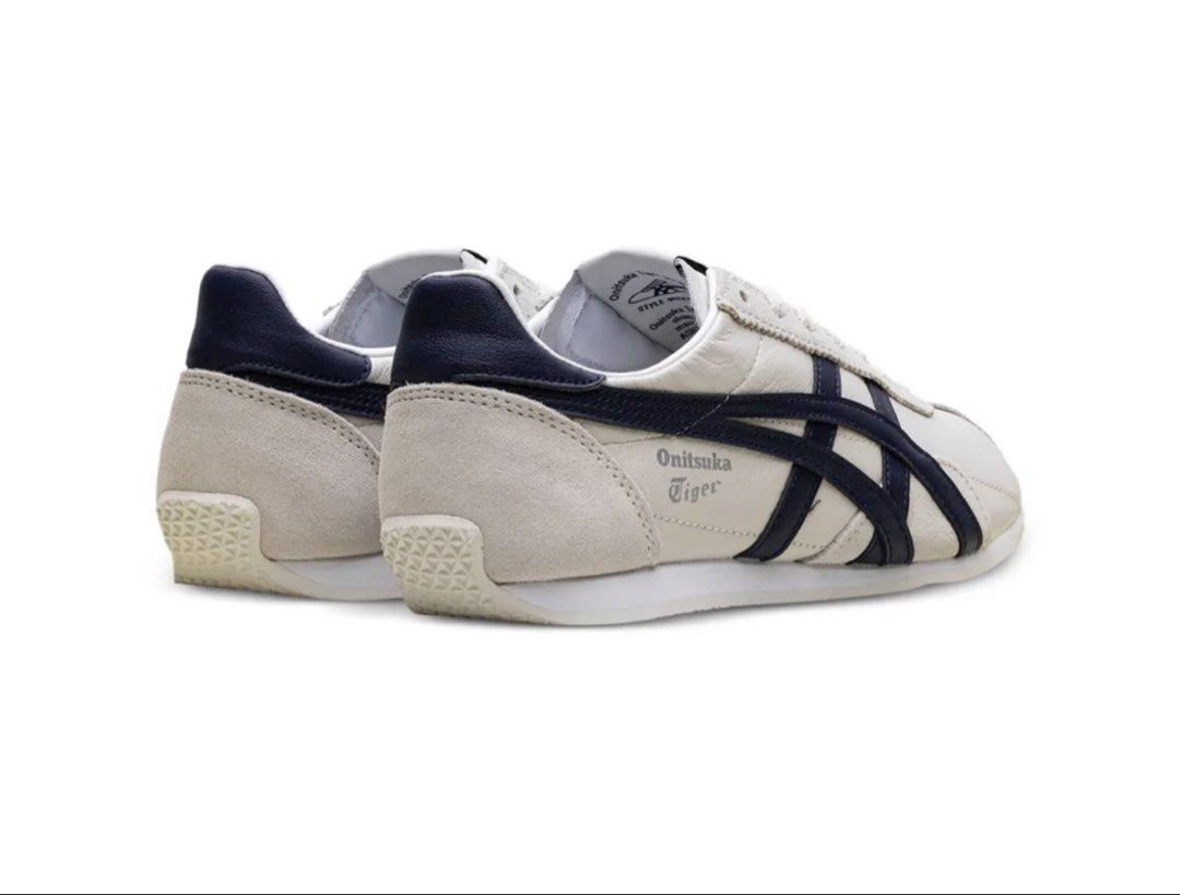 (Bought from Japan 🇯🇵) Onitsuka Tiger Mexico 66 Cream Navy Sneakers (Category: Sneakers) located in Singapore. Submitted by thehappyfamilykvn (Listing ID 1444250030, Image 2). Description: - Classic Onitsuka Tiger Mexico 66 sneakers - Color: Cream with navy blue stripes - Features suede accents on toe and heel - Made in Indonesia - Size: 39 EU / 6 US.