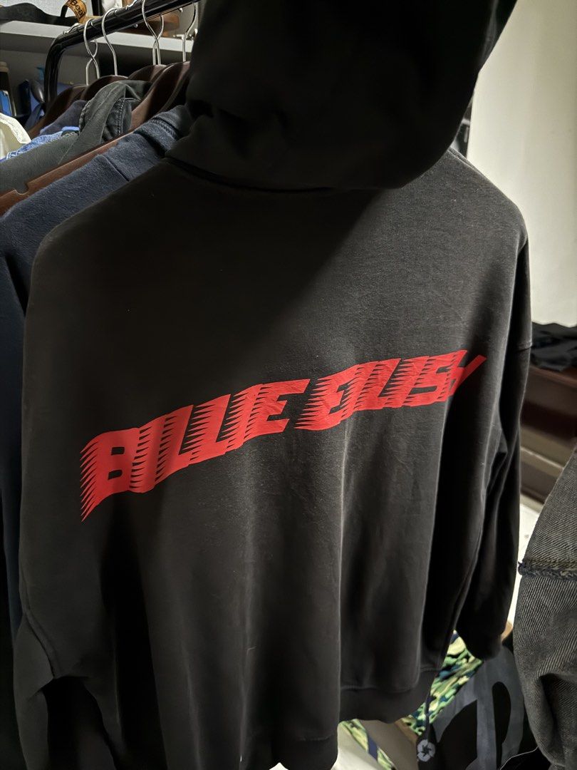 Boxy Cropped Billie Eilish Hoodie (Category: Hoodies) located in Quezon City. Submitted by bohempapi (Listing ID 1444250383, Image 2). Description: Boxy Billie Eilish Hoodie 23x25 Dimes 8/10 No Issues Qc Loc.