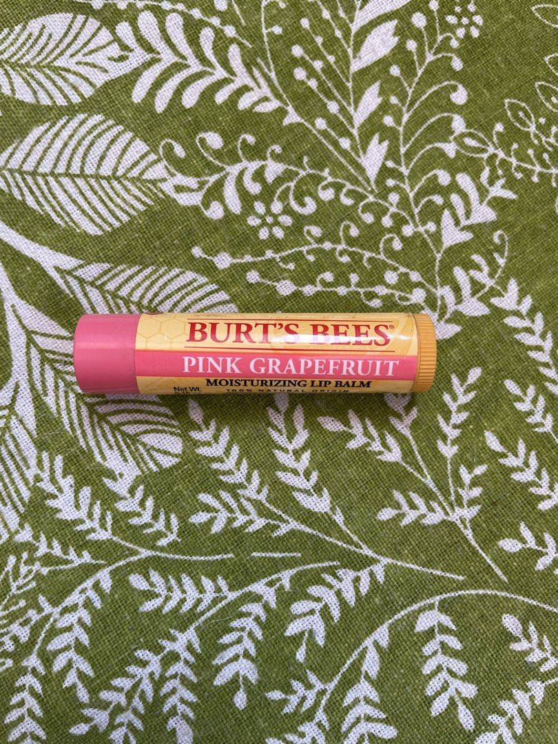 Burt's Bees Pink Grapefruit Moisturizing Lip Balm 4.25g (Category: Face Care) located in Baguio. Submitted by the_general_store (Listing ID 1444138501, Image 3). Description: - Burt's Bees Hydrating Lip Balm - Flavor: Pink Grapefruit - 100% Natural Origin - Made with responsibly sourced beeswax - Enriched with sunflower seed oil and coconut oil - Leaves lips feeling soft and smooth - Perfect for everyday use - Price: 520php (original price: 932ph