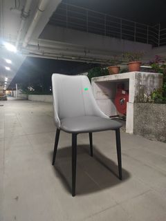 Dining Chairs, Bar Stools & Bar Tables Collection item 2