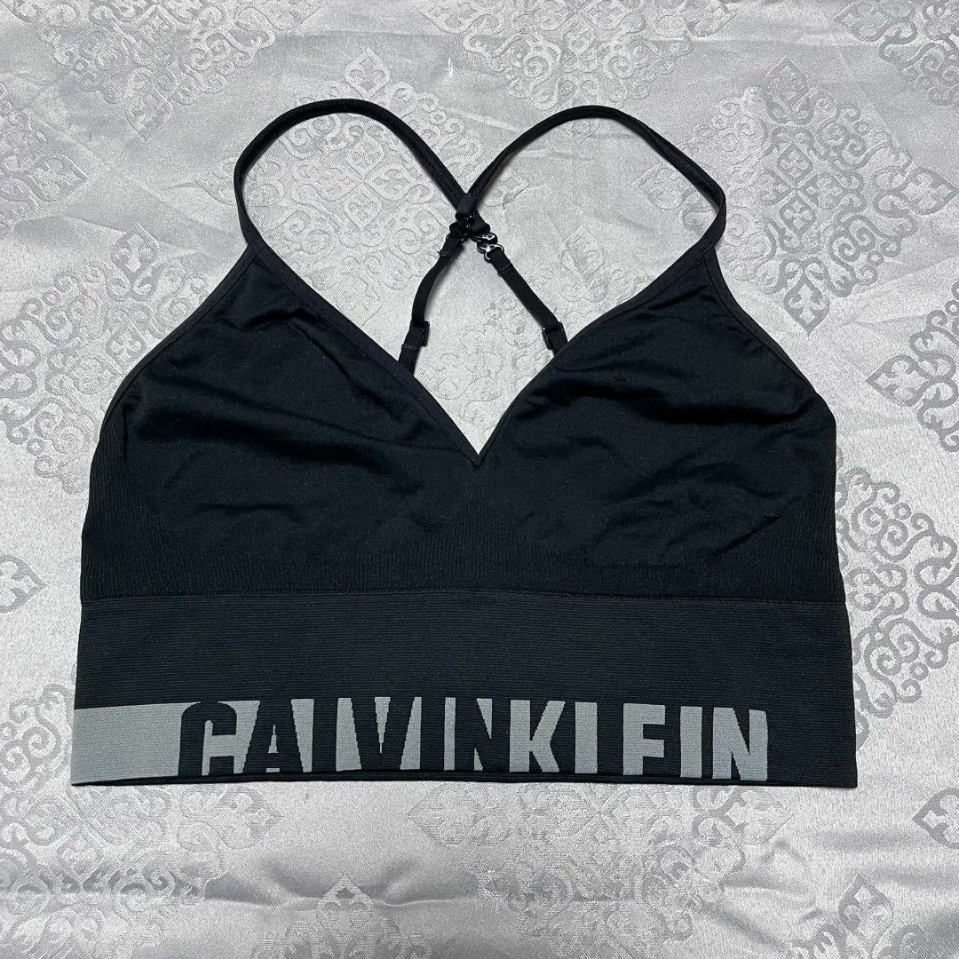 Calvin klein sports bra (Category: Activewear) located in San Pablo. Submitted by reyfox (Listing ID 1444252132, Image 2). Description: shipping via jnt mode of payment gcash.