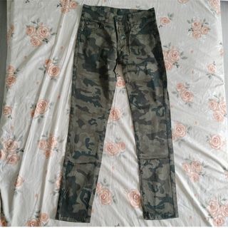 (Category: ) located in . Submitted by thriftloft (Listing ID 1444226525, Image 1). Description: .