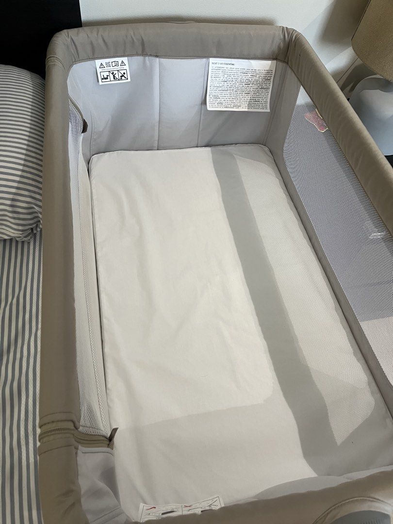 Chicco Next2Me Dream Co-Sleeping Crib (Category: Cots & Cribs) located in Quezon City. Submitted by tcsej (Listing ID 1444165327, Image 2). Description: Like new Complete with box.