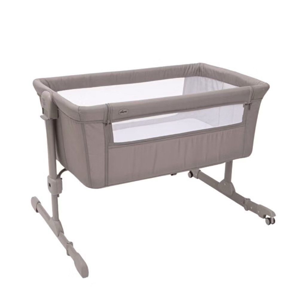 Chicco Next2Me Dream Co-Sleeping Crib (Category: Cots & Cribs) located in Quezon City. Submitted by tcsej (Listing ID 1444165327, Image 1). Description: Like new Complete with box.