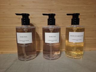 （分類：）位於 。 由 lizbumblebee 提交（商品編號 1444130755，圖片 1）。簡介： 。