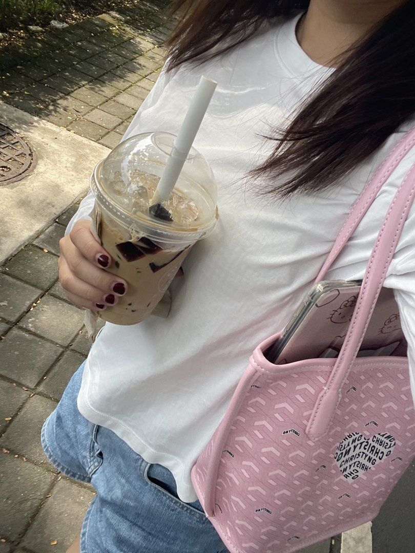 Christy Ng Tote - Small (Category: Tote Bags) located in Muntinlupa City. Submitted by pinkprettyprincess (Listing ID 1444251078, Image 1). Description: available in blue, pink, black! 🏷️ bershka isa the label christy ng goyard stradivarius girbaud guess .