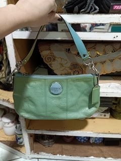 (Category: ) located in . Submitted by caaths_collection (Listing ID 1444174173, Image 1). Description: .