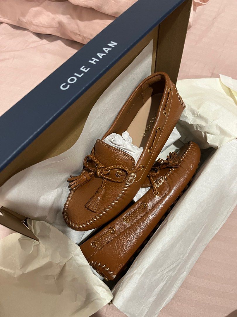 Cole Hahn Gissella Drivers loafers (Category: Loafers) located in Manila. Submitted by cydeclutters (Listing ID 1444181636, Image 1). Description: Bought last year for almost 11k Worn once Rfs: Too big for me, I’m a size EU 35.5 and this EU 36 runs big .