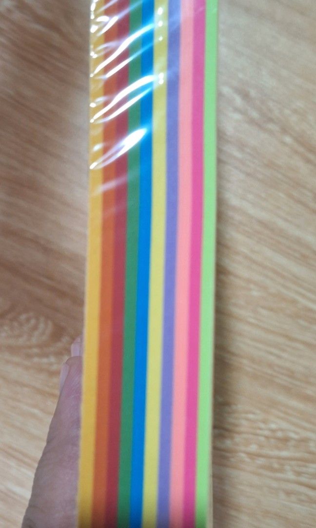 Colored paper ream assorted colors (Category: Craft Supplies & Tools) located in Quezon City. Submitted by bellemarketing (Listing ID 1444142099, Image 3). Description: Colored paper ream For pick up.