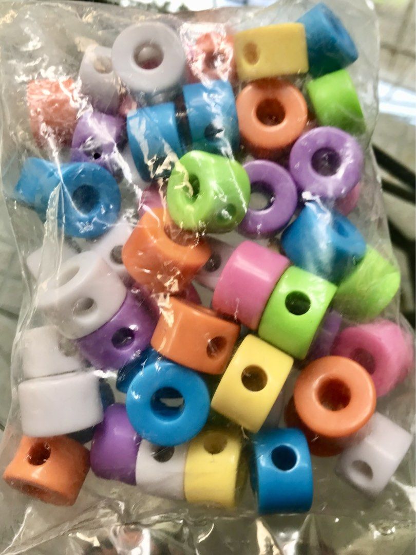 Colorful Chunky letters Craft Beads Making (Category: Craft Supplies & Tools) located in Cordon. Submitted by lala168 (Listing ID 1444184107, Image 3). Description: - Assorted colorful CHUNKY LETTERS beads for crafting LETTER U, F , O New ; 500/pack.