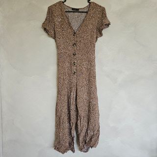 (Category: ) located in . Submitted by k_closetsale (Listing ID 1444128332, Image 1). Description: .