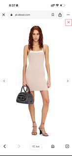 (Category: ) located in . Submitted by clearmywardrobehihi (Listing ID 1444239139, Image 1). Description: .
