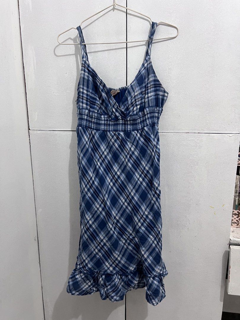 Faded Glory Gingham dress Summer Coquette (Category: Dresses) located in Valenzuela. Submitted by maeomi (Listing ID 1444205944, Image 1). Description: SMALL-med stretchy SO PRETTY☘️.