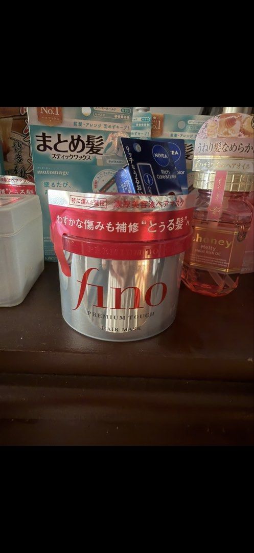Fino Premium Touch Hair Mask (Category: Hair) located in Cabanatuan. Submitted by midaxadim (Listing ID 1444153217, Image 1). Description: - bought in Japan, sealed, brand new -Achieve smooth and manageable hair with this Japanese hair care set. - Fino Premium Touch Hair Mask: Deeply repairs damaged hair..