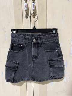 (Category: ) located in . Submitted by pr3l0vedclothes (Listing ID 1444298272, Image 1). Description: .
