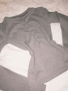 (Category: ) located in . Submitted by shes.preloved (Listing ID 1444114305, Image 1). Description: .