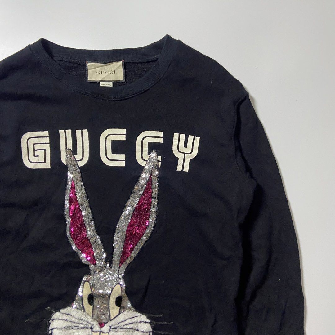 Gucci ‘Bugs Bunny’ (Category: Luxury Apparel) located in Cabatuan. Submitted by moneydimes (Listing ID 1444293122, Image 2). Description: Size med to semi large No flaws 10/10 Color rate .