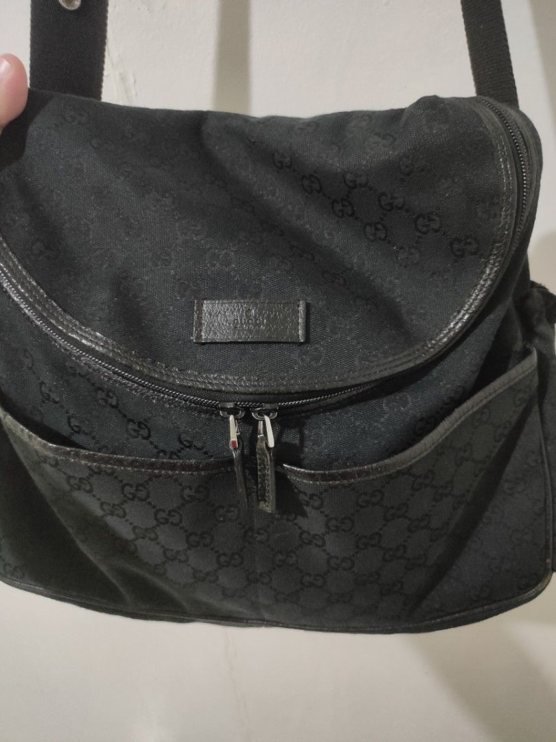 Gucci Diaper Bag (Category: Luxury Bags & Wallets) located in Ozamiz City. Submitted by ukaygrails (Listing ID 1444301323, Image 2). Description: Authentic In great condition Comes with changing pad Great for moms or for your daily use ❤️❤️.