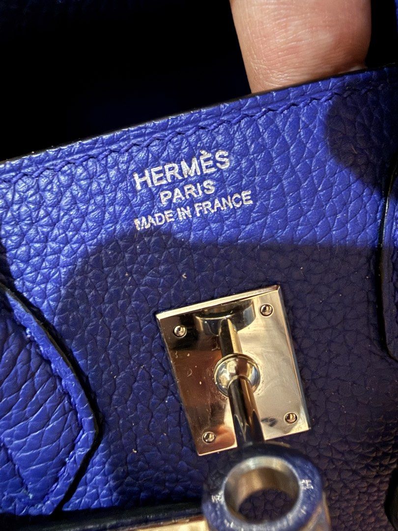 Hermes Birkin 25 Blue Royal (Category: Luxury Bags & Wallets) located in Quezon City. Submitted by markandrewson1123 (Listing ID 1424900173, Image 2). Description: NGA With lock, key, and clochette .