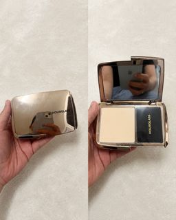 (Category: ) located in . Submitted by simplydecluttering_makeup (Listing ID 1444264817, Image 1). Description: .